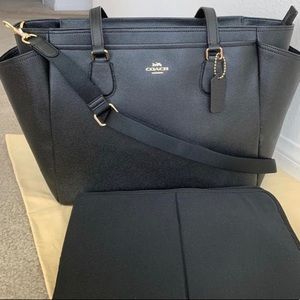 Coach diaper bag pebble leather